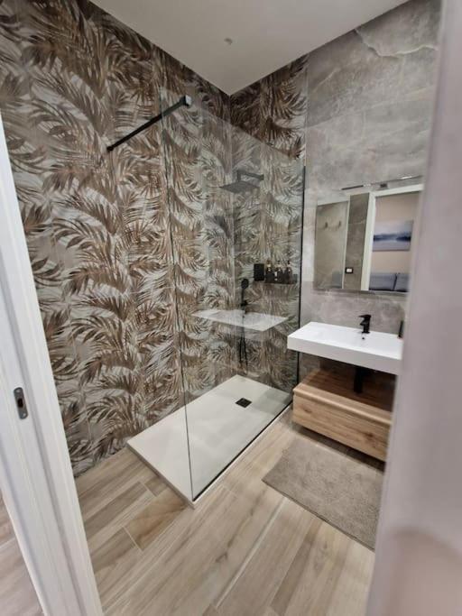 La Dimora Etnea Apartment Catania Luaran gambar