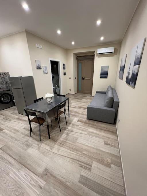 La Dimora Etnea Apartment Catania Luaran gambar